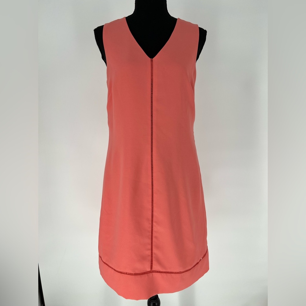 BANANA‎ REPUBLIC CORAL SHEATH DRESS NWOT V NECK, SIDE  ZIPPER,  FULLY LINED